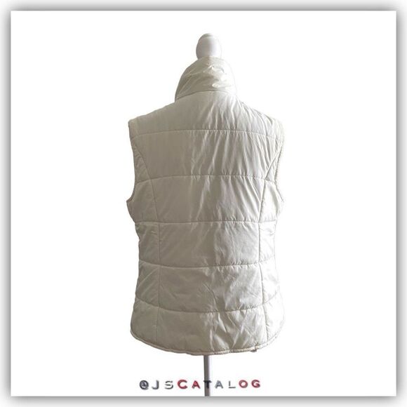 Puffer Zip Up Vest - Like New - Size L - Picture 8 of 8